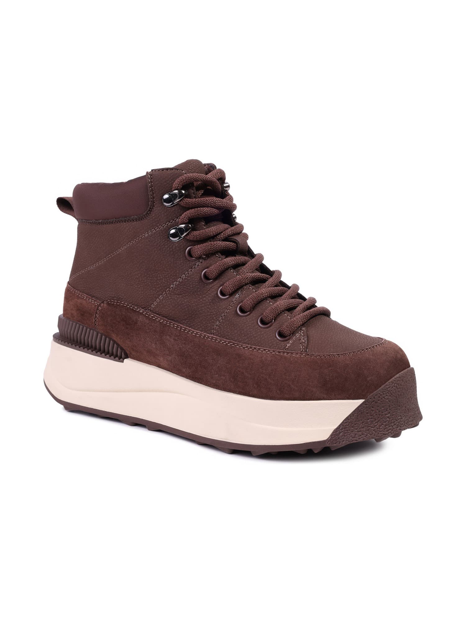 F8558-17 Ботинки STROBBS Женские